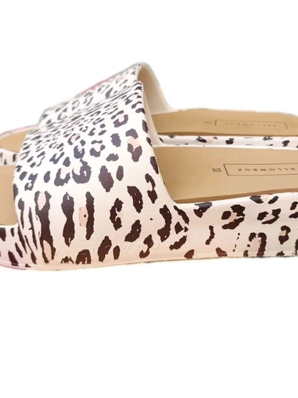 NEW Yellowbox Torrey Cream & Brown Leopard Wedge Slides Sandal Women Sz 10